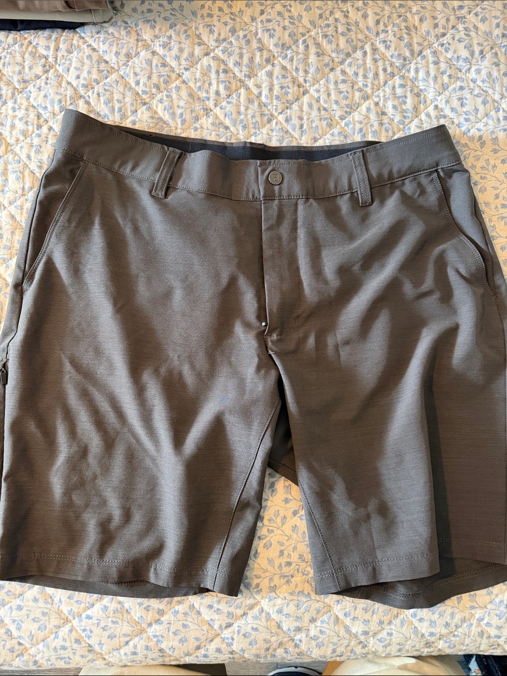 BYLT Premium Basics Kinetic short size XL, 9” Dark Gray